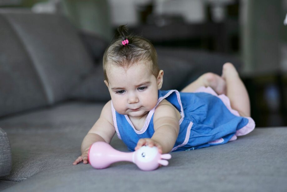 ALILO SMART BUNNY KRÓLICZEK INTERAKTYWNA GRZECHOTKA ODTWARZACZ MUZYKI RÓŻ
