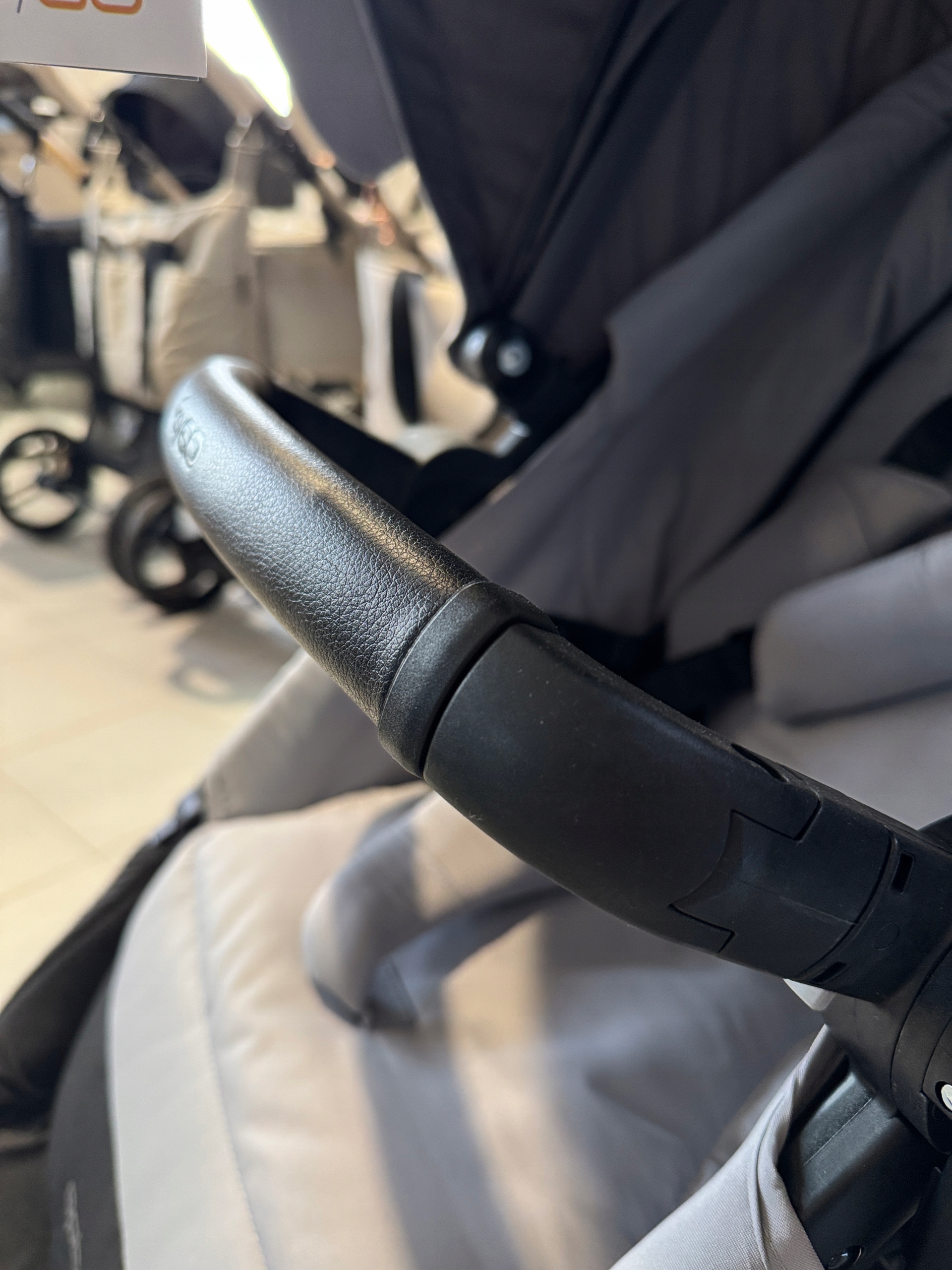 WÓZEK 2W1 SPACEROWO-GŁĘBOKI EASYGO OPTIMO SOUL PEARL JASNOSZARY AKCESORIA