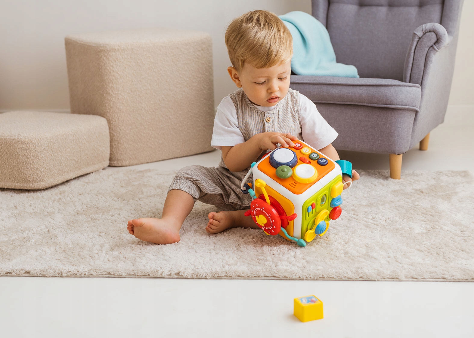 DUMEL KOSTKA SENSORYCZNA MOTORYCZNA KOSMICZNA ZABAWA DŹWIĘKI MELODIE 18M+