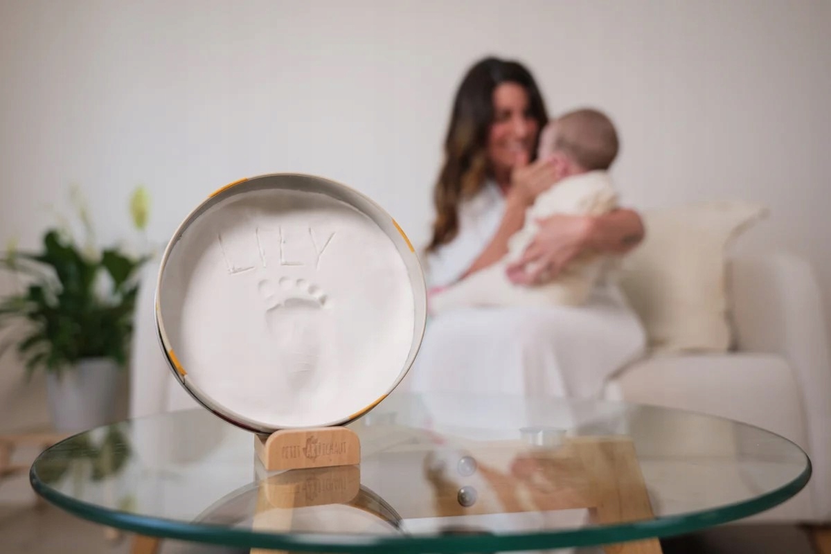 PETIT ARTICHAUT PUDEŁKO OKRĄGŁE NA ODCISK RĄCZKI NÓŻKI ŁĄKA