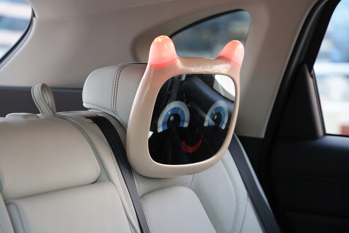 BENBAT LUSTERKO AKTYWNE OLY DO SAMOCHODU MELODIE EFEKTY DŹWIĘKOWE BEŻOWE