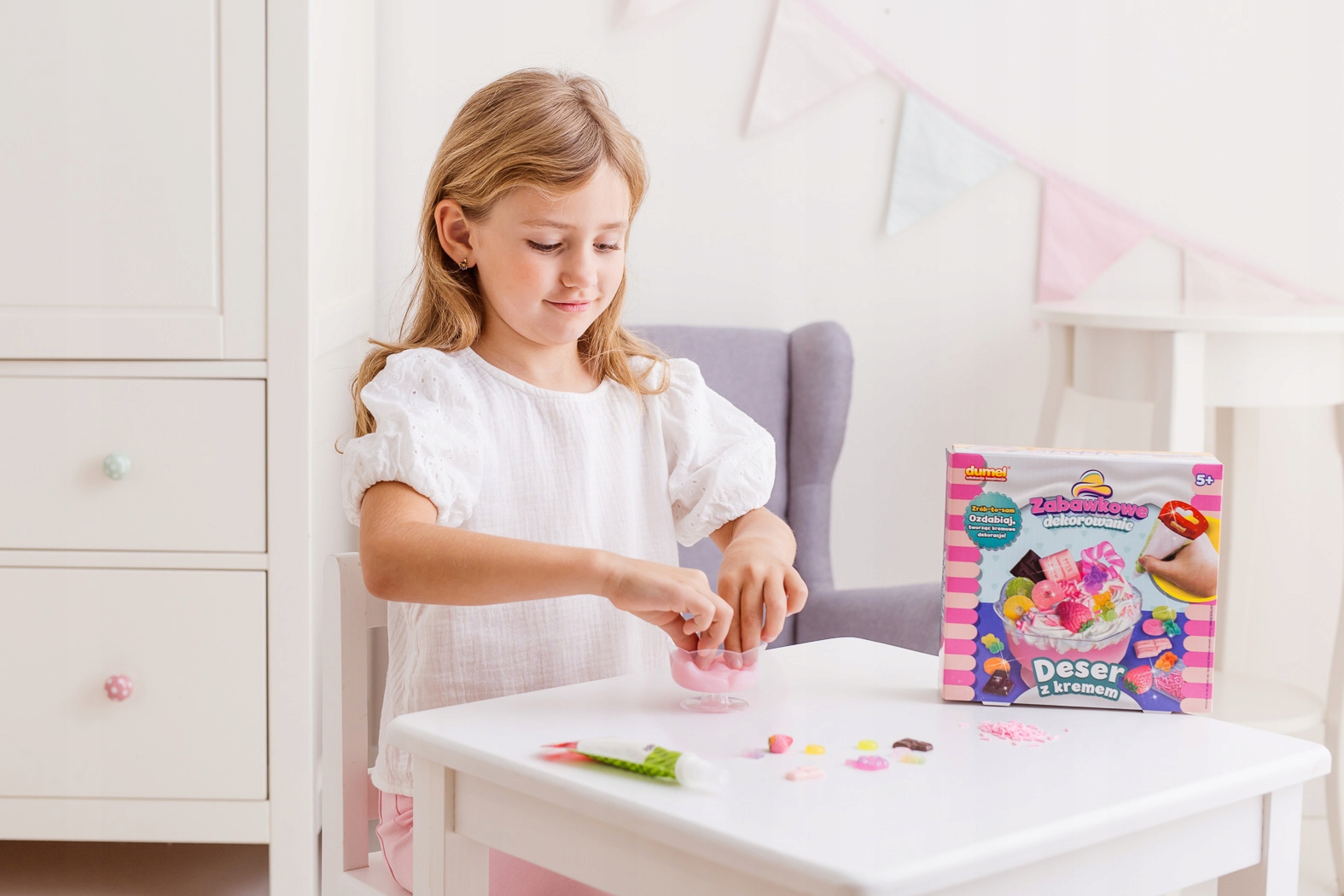 DUMEL ZESTAW KREATYWNY ZABAWKOWE DEKOROWANIE DESER Z KREMEM