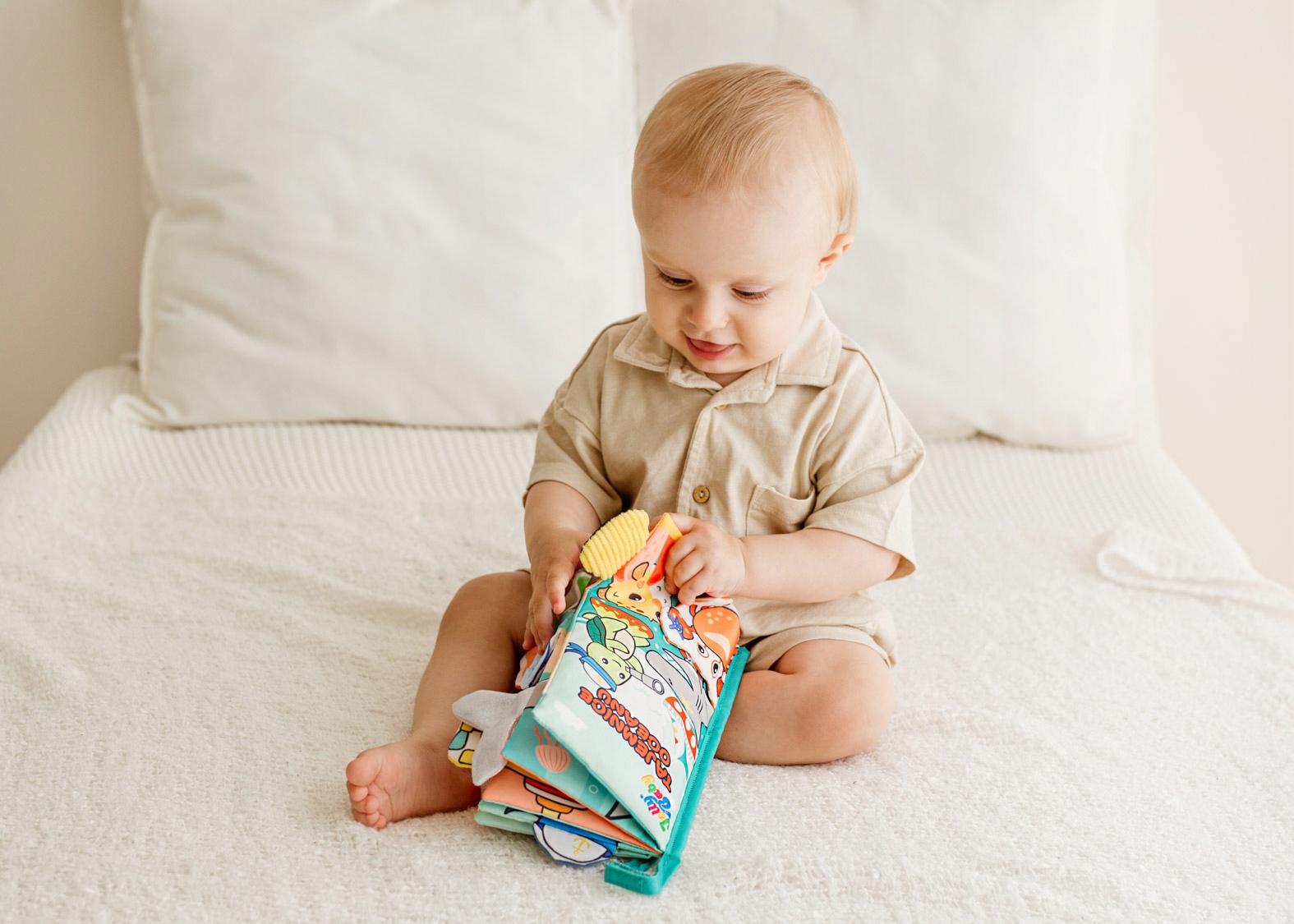 JOLLY BABY KSIĄŻKA KSIĄŻECZKA SENSORYCZNA TAJEMNICE OCEANU 0M+