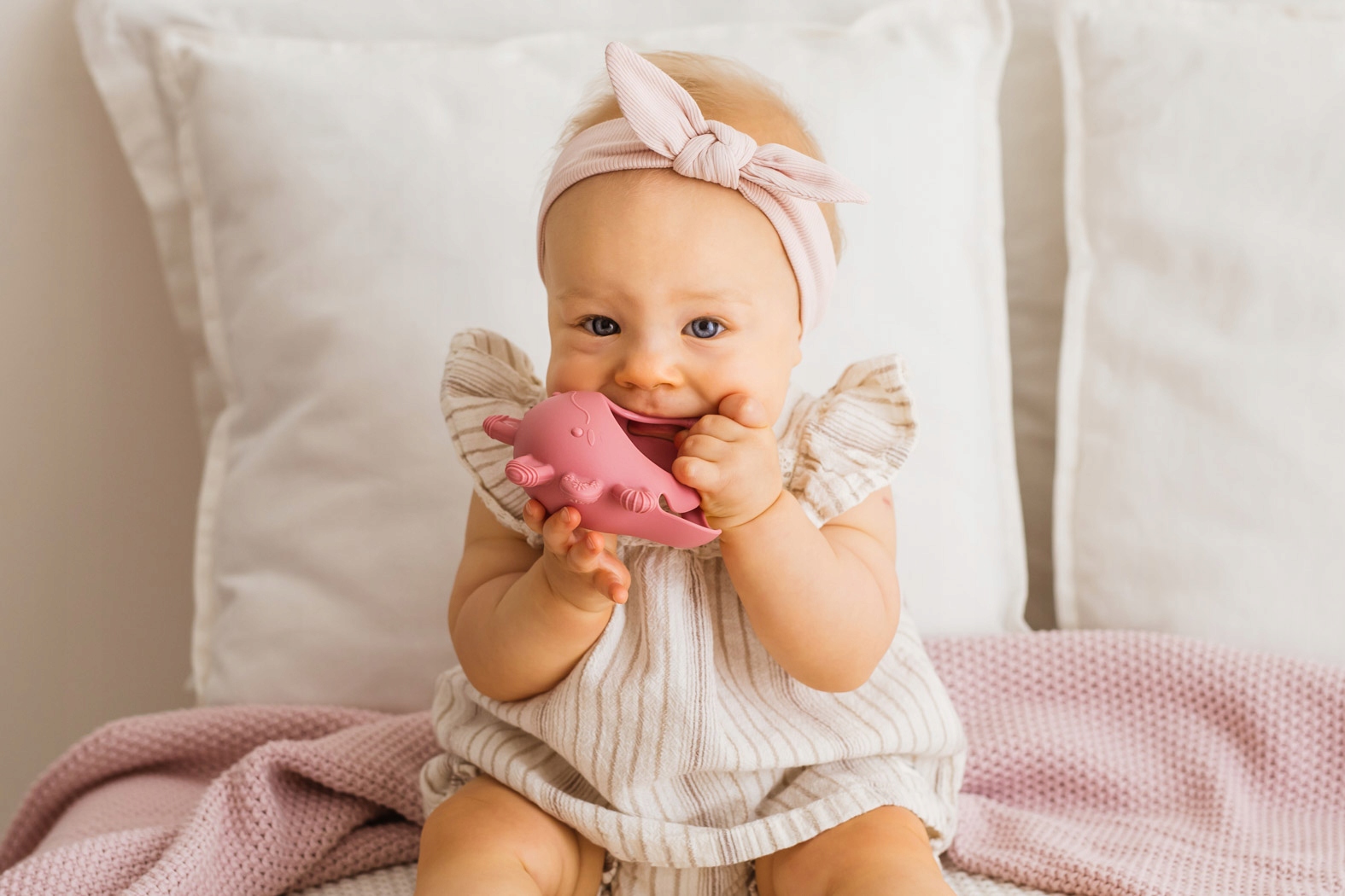 GiliGums GRYZAK SILIKONOWY AKSOLOTL RÓŻOWY NA ZĄBKOWANIE